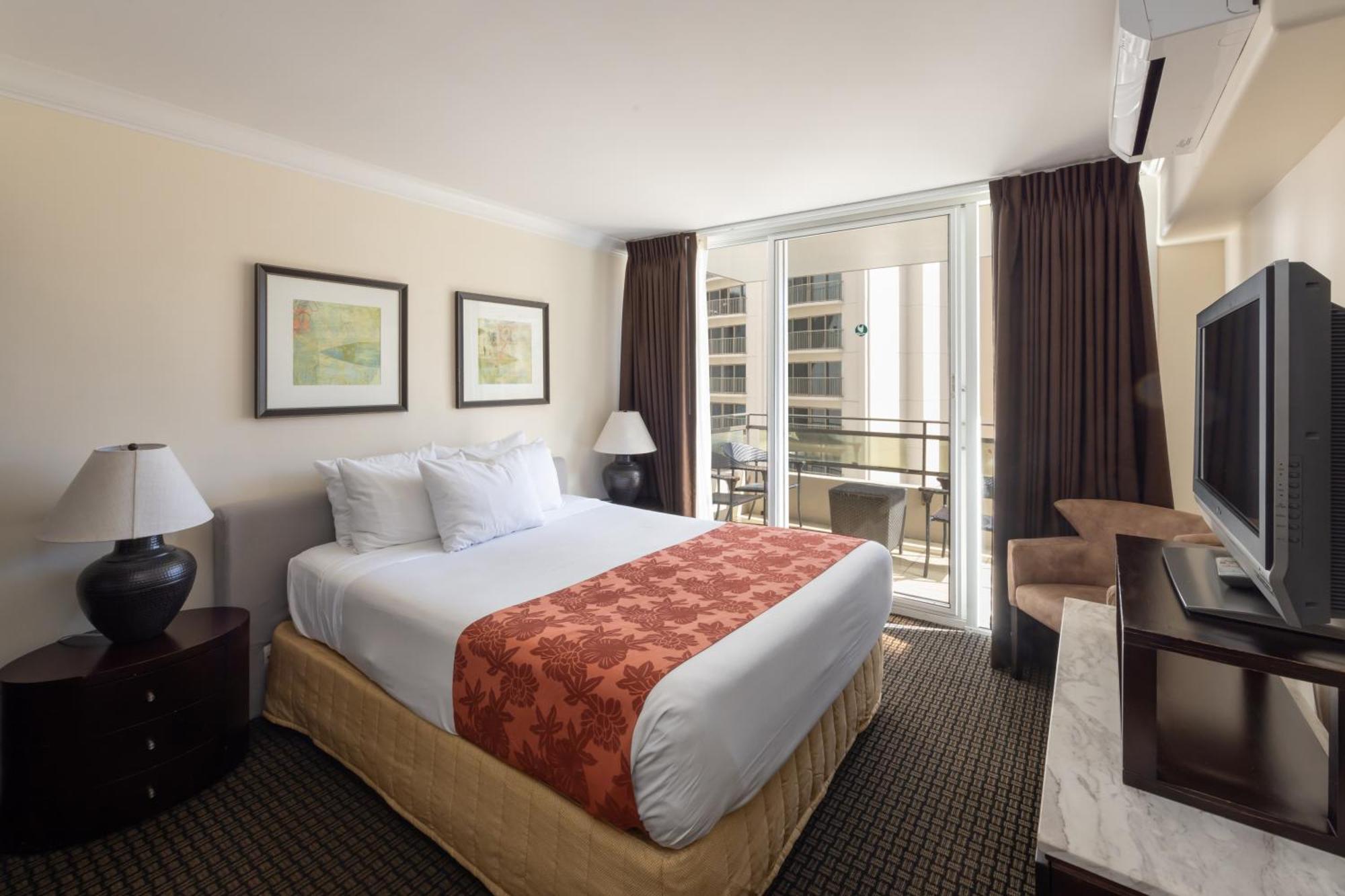 Regency On Beachwalk Waikiki By Outrigger Honolulu Room photo
